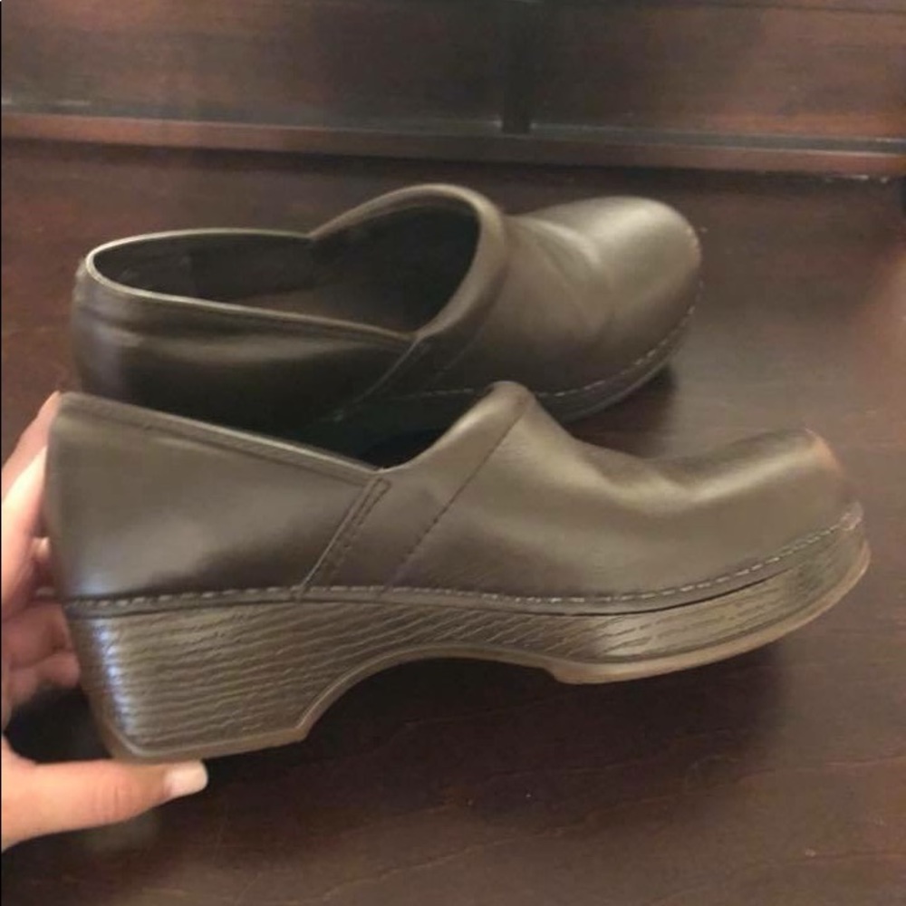 GH and Bass Co brand work clogs